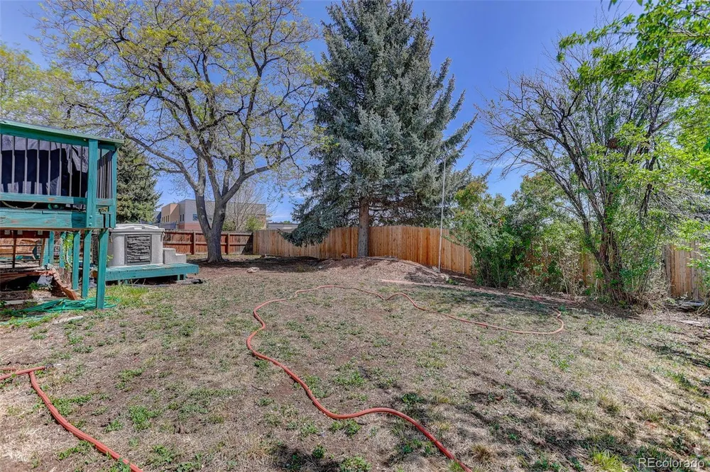 7724 Parfet St, Arvada, CO 80005