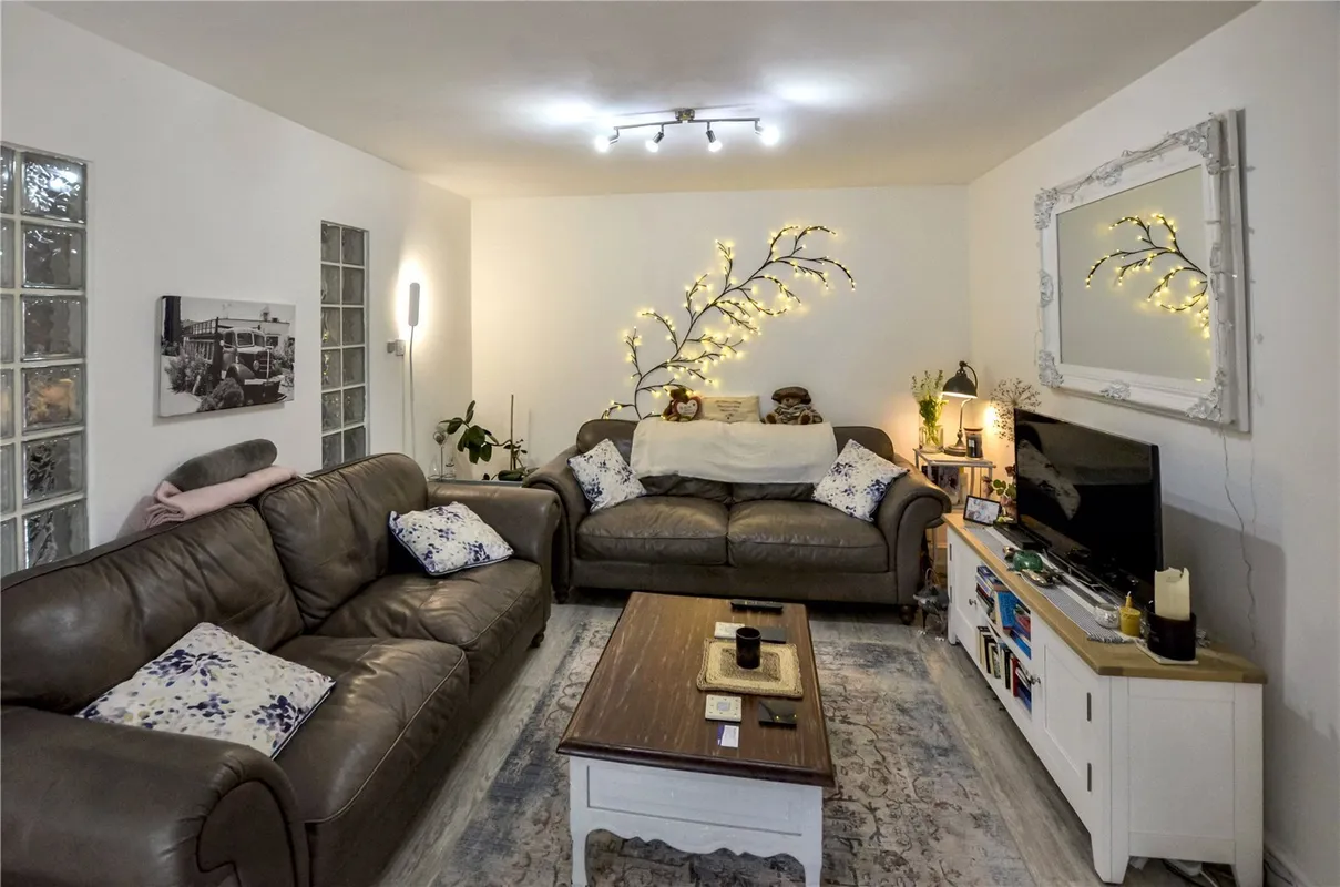 Compton Crescent, West Moors, Ferndown, Dorset, BH22