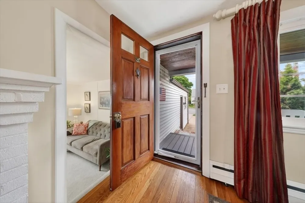 26 Coolidge Ave, Weymouth, MA 02188