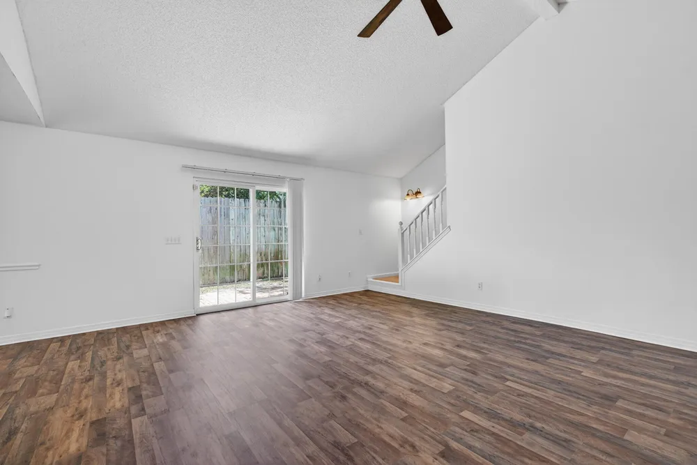 873 Brande Ct, Shalimar, FL 32579