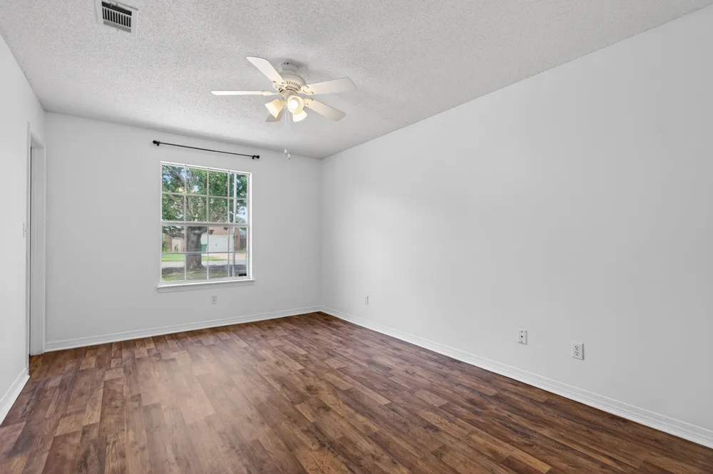 873 Brande Ct, Shalimar, FL 32579