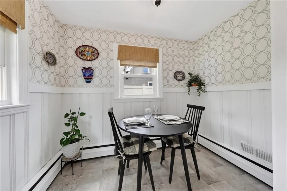 26 Coolidge Ave, Weymouth, MA 02188