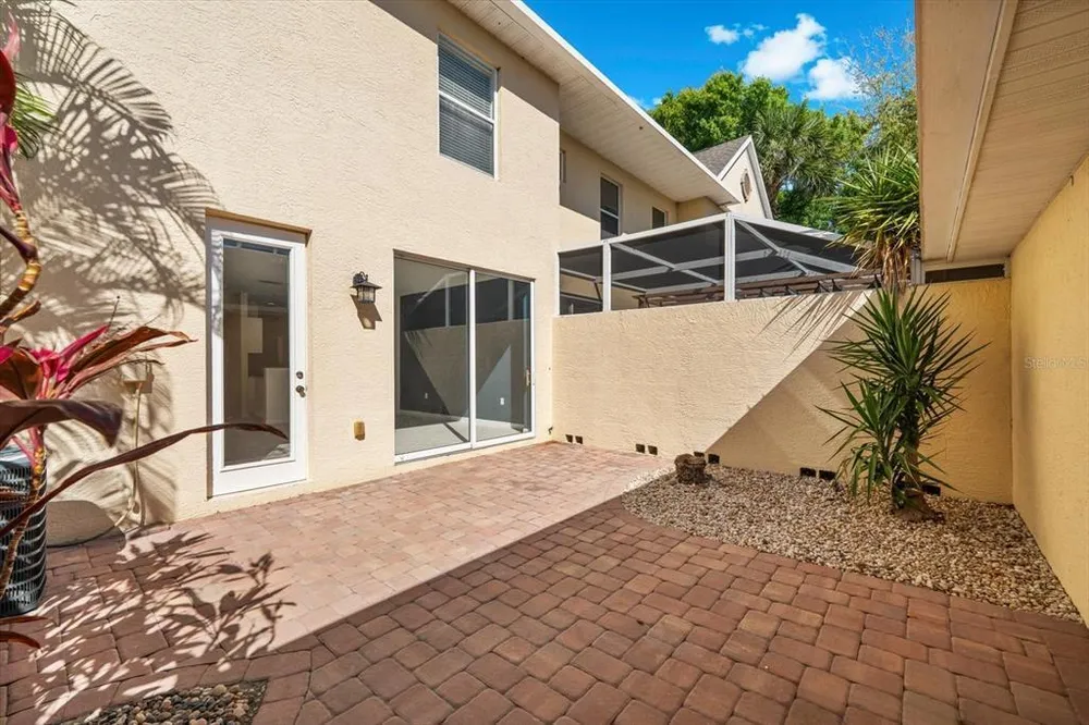 5637 Whitehead St, Bradenton, FL 34203