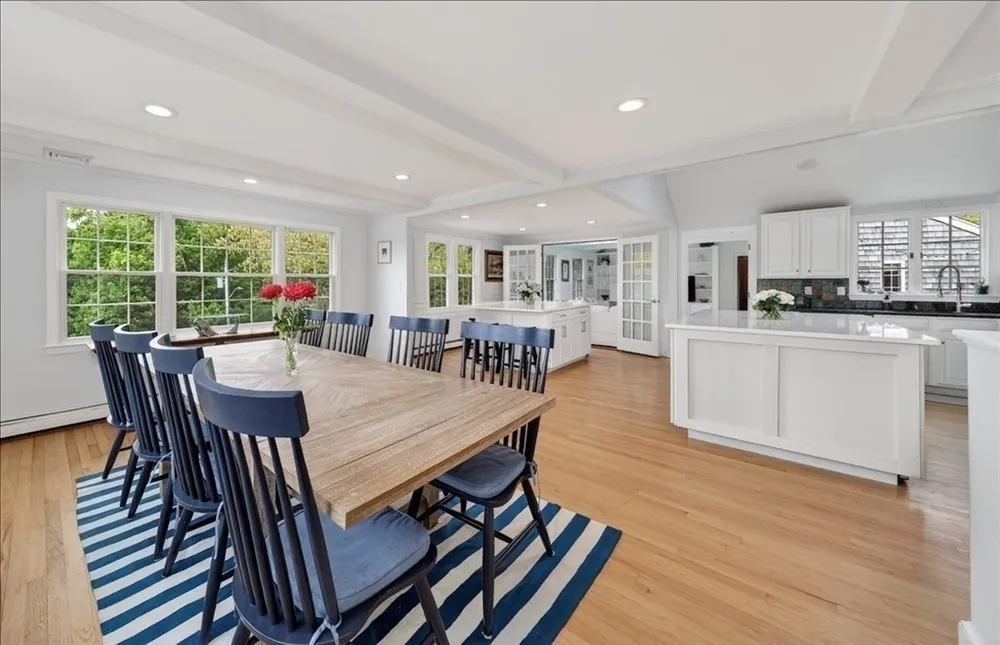 10 Ocean View Dr, Hingham, MA 02043