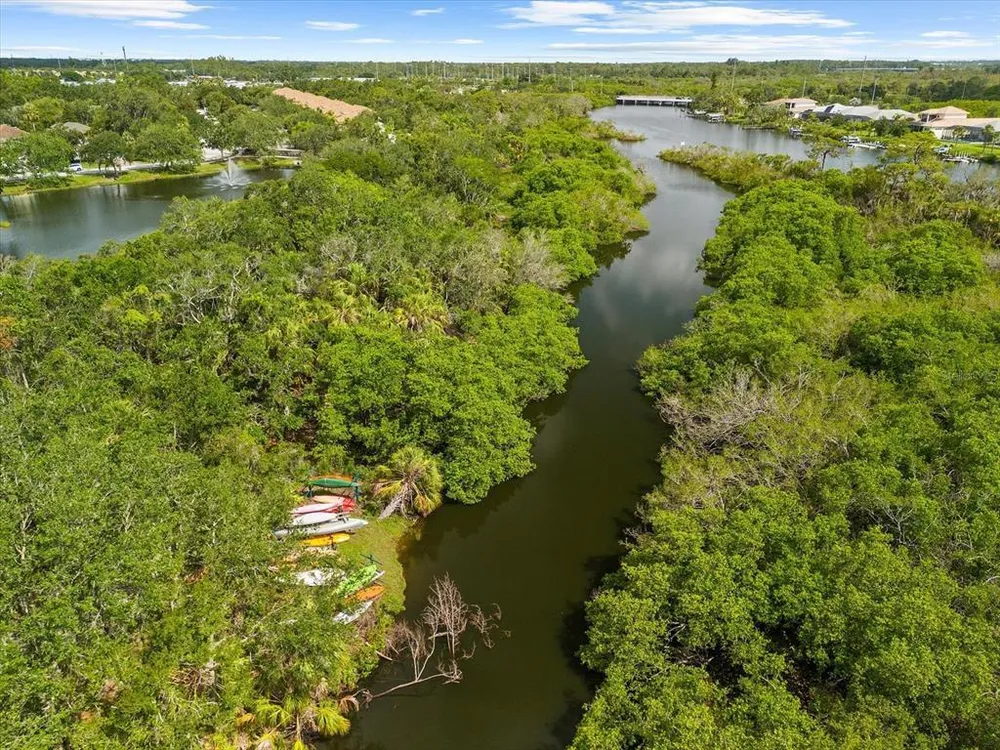 5637 Whitehead St, Bradenton, FL 34203