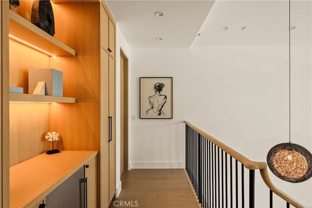 4133 Ventura Canyon Avenue, Sherman Oaks, CA 91423