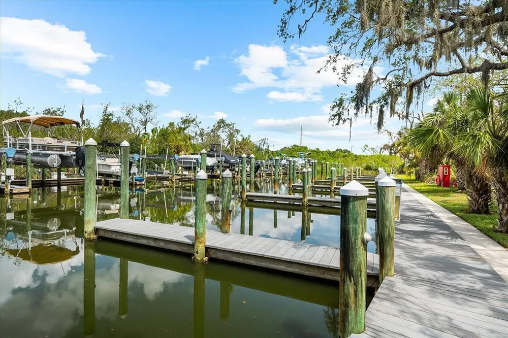 5637 Whitehead St, Bradenton, FL 34203