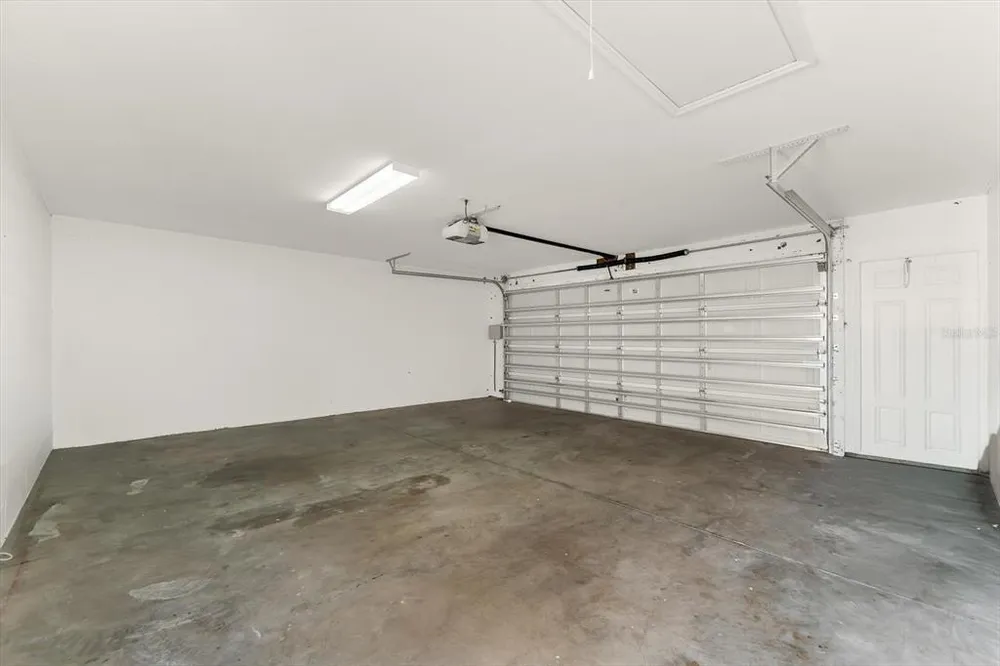 5637 Whitehead St, Bradenton, FL 34203