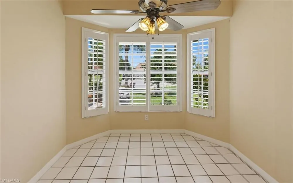 204 Estelle Ct, Naples, FL 34112