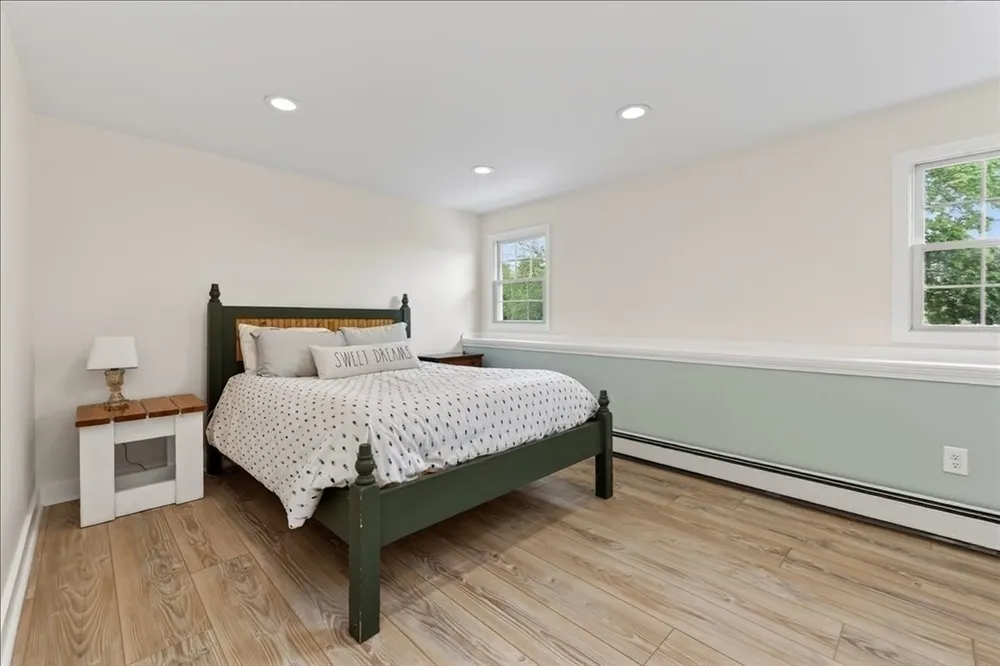 10 Ocean View Dr, Hingham, MA 02043