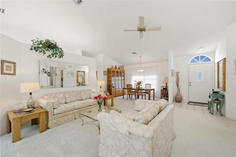 217 Marseille Dr, Naples, FL 34112