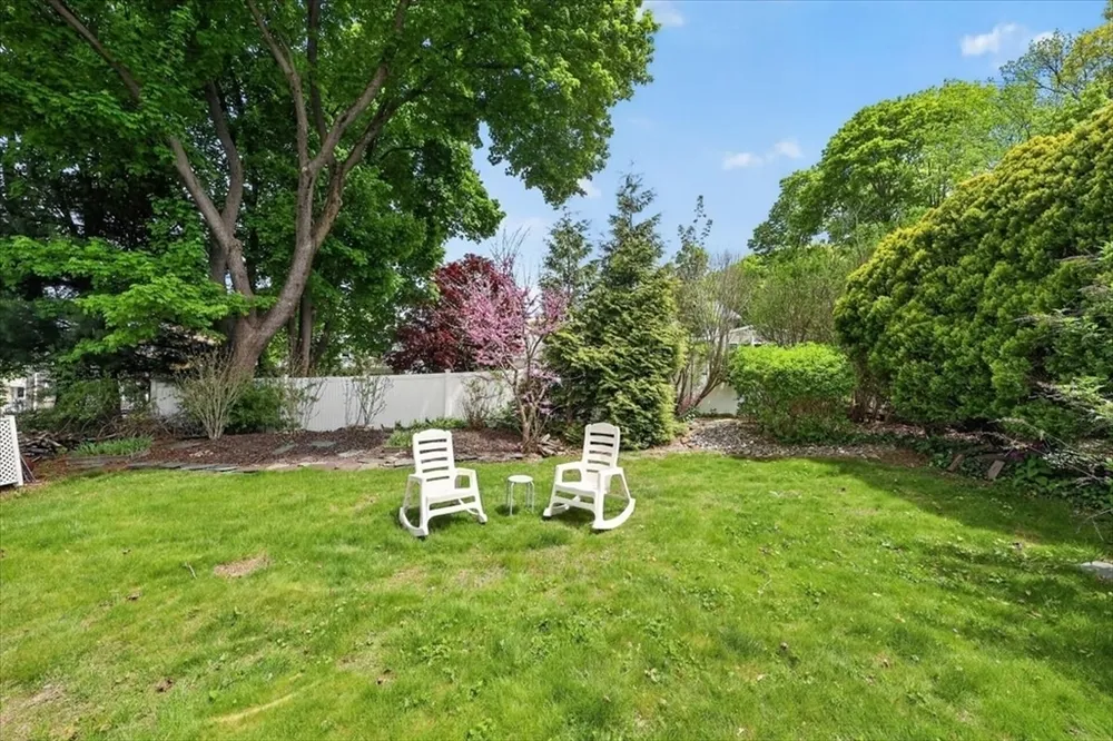 26 Coolidge Ave, Weymouth, MA 02188