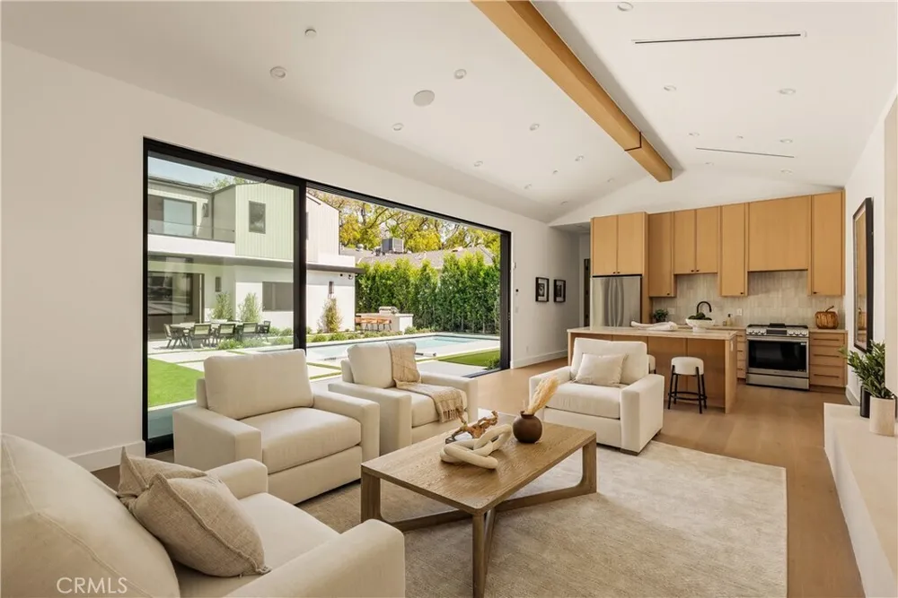 4133 Ventura Canyon Avenue, Sherman Oaks, CA 91423