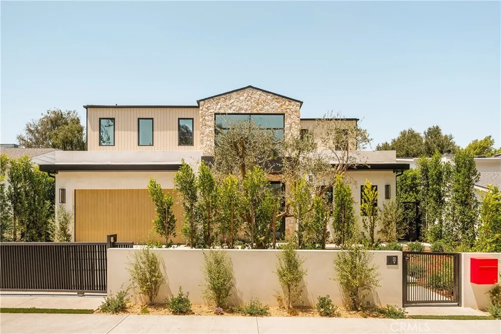 4133 Ventura Canyon Avenue, Sherman Oaks, CA 91423
