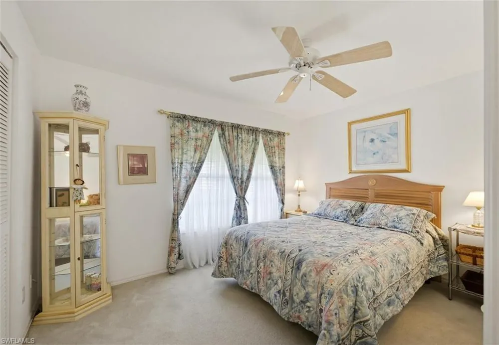217 Marseille Dr, Naples, FL 34112