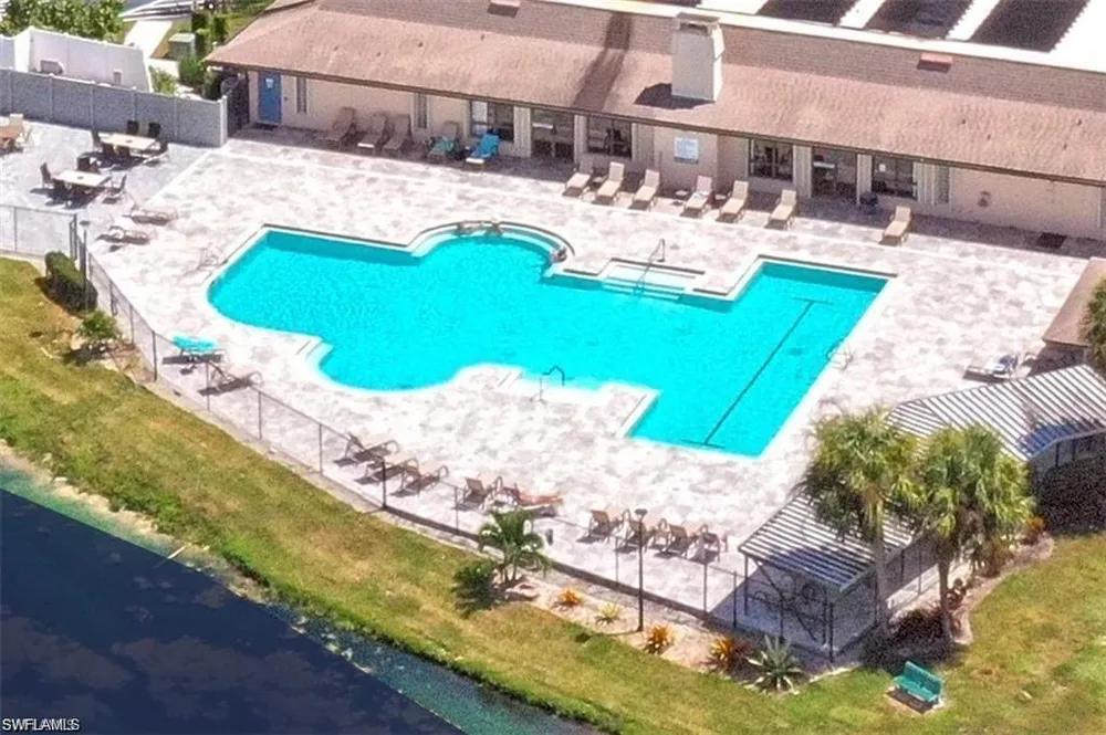 217 Marseille Dr, Naples, FL 34112