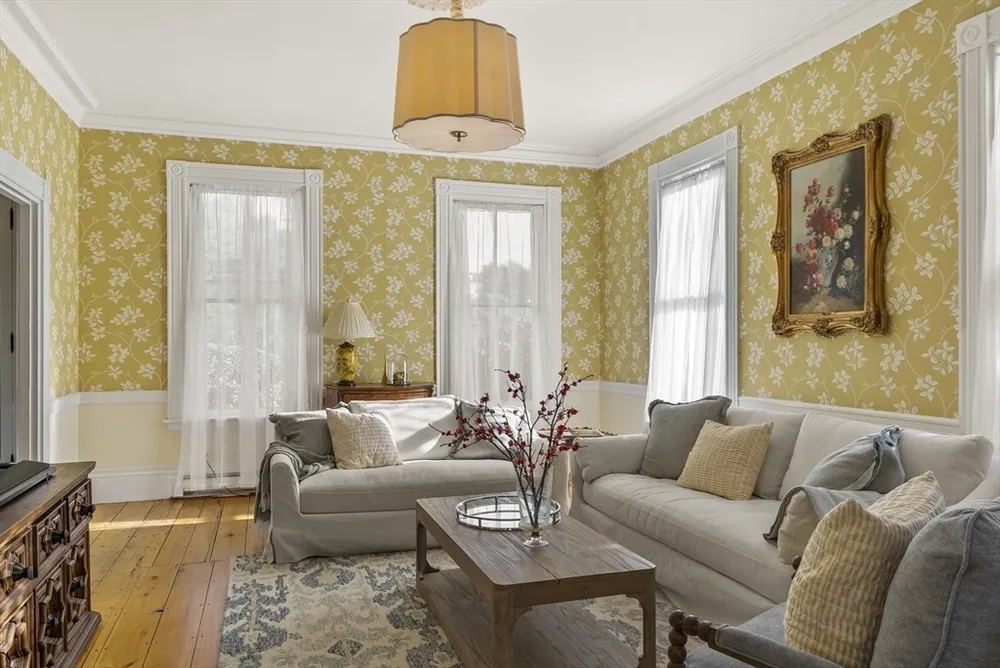 403 Main St, Hingham, MA 02043
