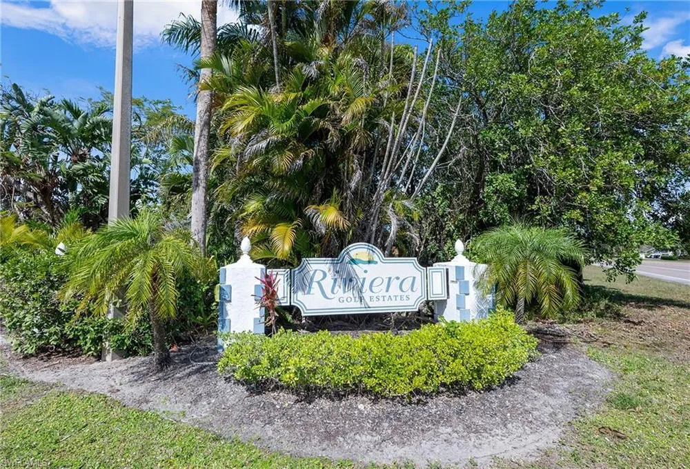 217 Marseille Dr, Naples, FL 34112