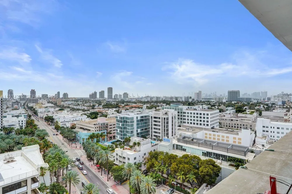 100 Lincoln Rd, Miami Beach, FL 33139