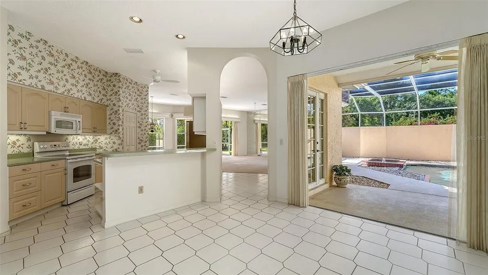 3295 Alex Findlay Pl, Sarasota, FL 34240