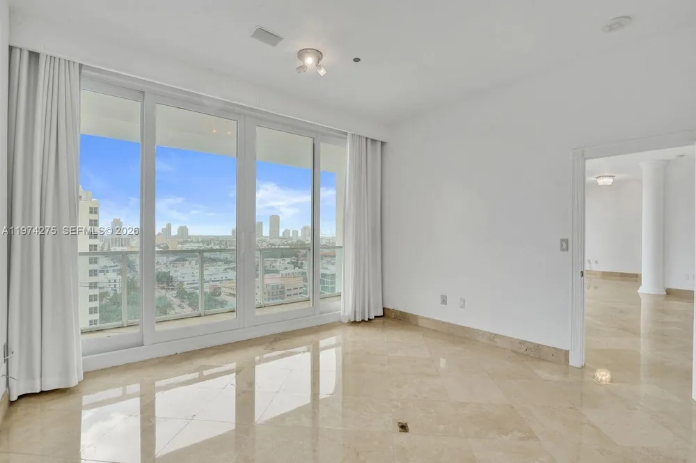 100 Lincoln Rd, Miami Beach, FL 33139