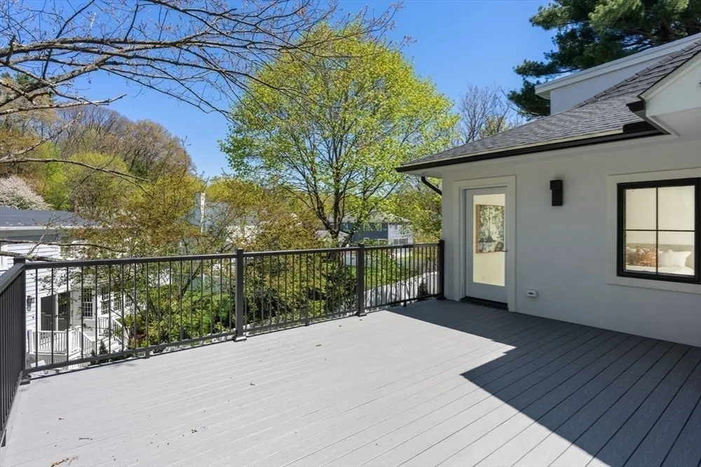 470 Quinobequin Rd, Newton, MA 02468