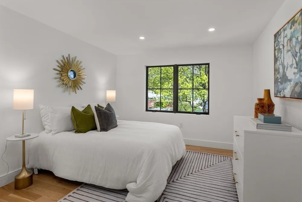 470 Quinobequin Rd, Newton, MA 02468