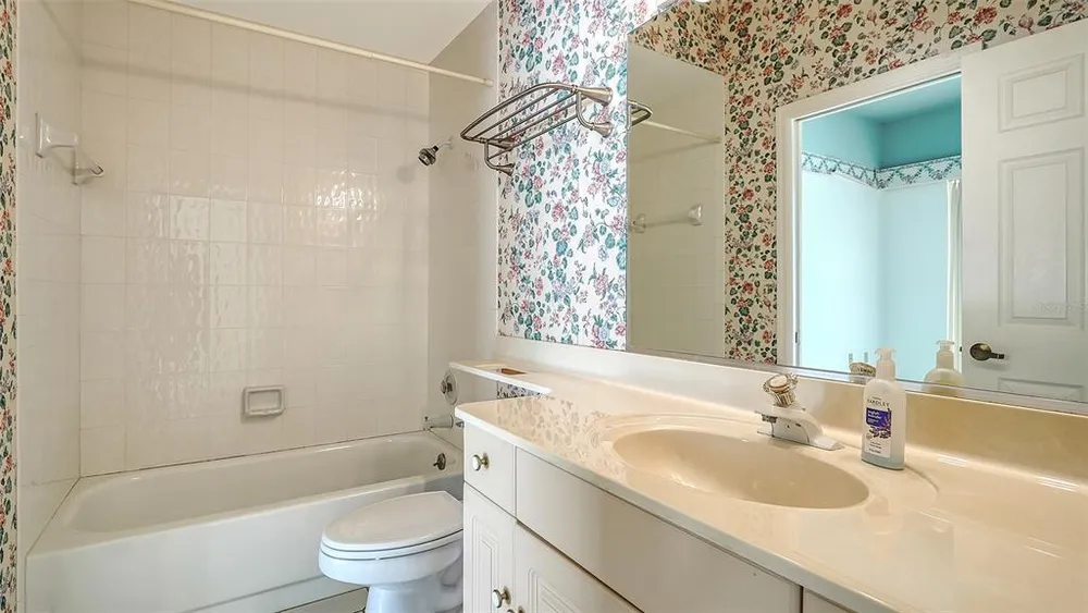 3295 Alex Findlay Pl, Sarasota, FL 34240