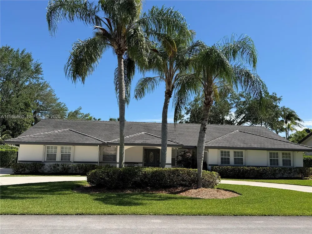 10422 SW 121st St, Miami, FL 33176