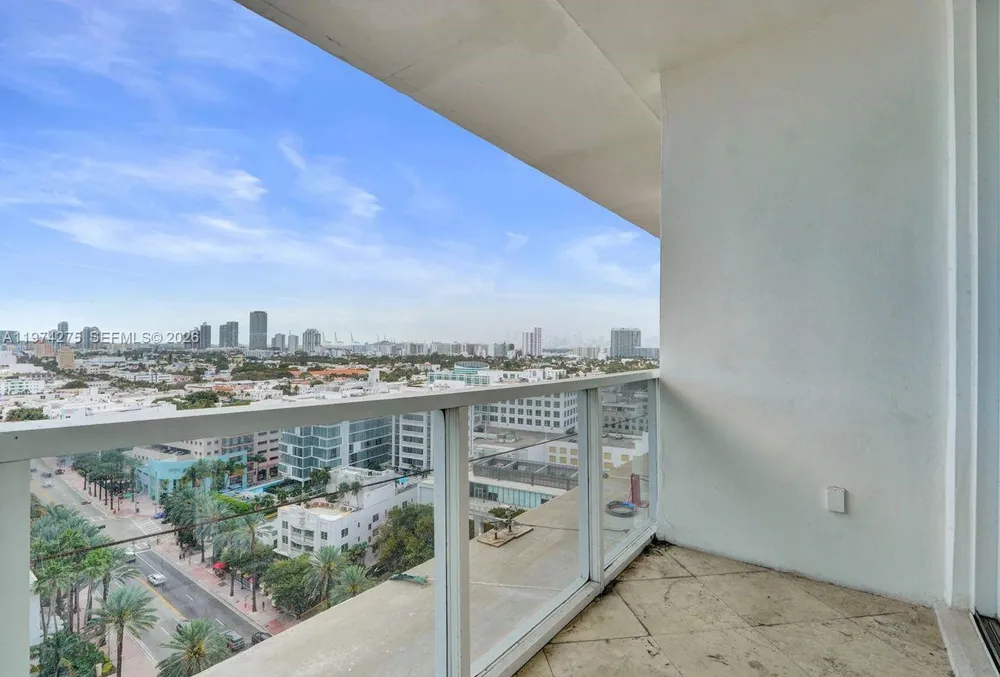 100 Lincoln Rd, Miami Beach, FL 33139