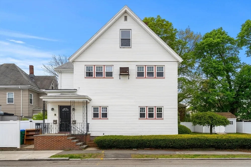 4 West St, Medford, MA 02155