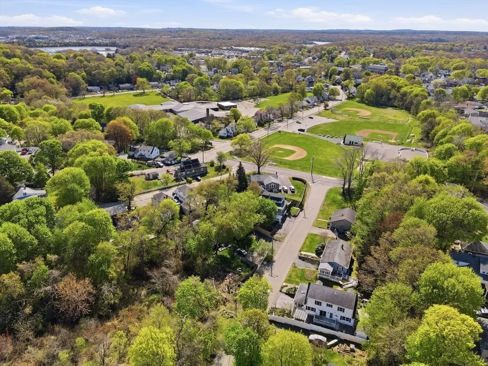 67 Wituwamat Rd, Weymouth, MA 02191