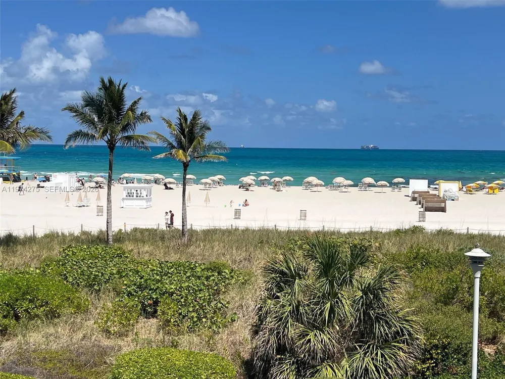 100 Lincoln Rd, Miami Beach, FL 33139