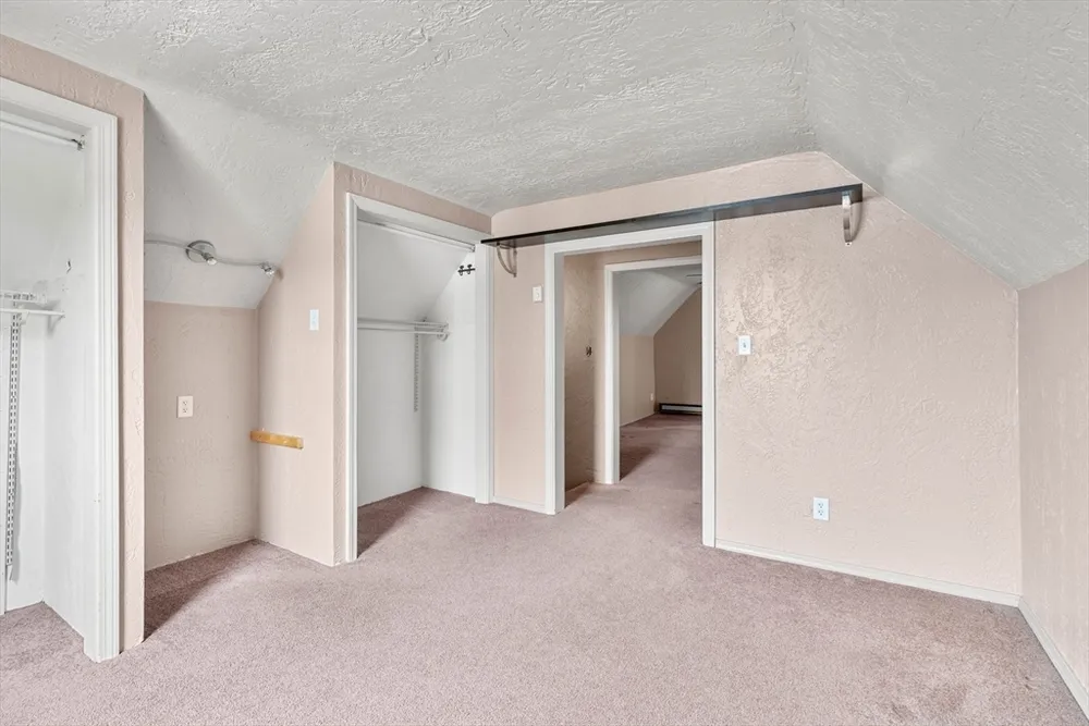 4 West St, Medford, MA 02155