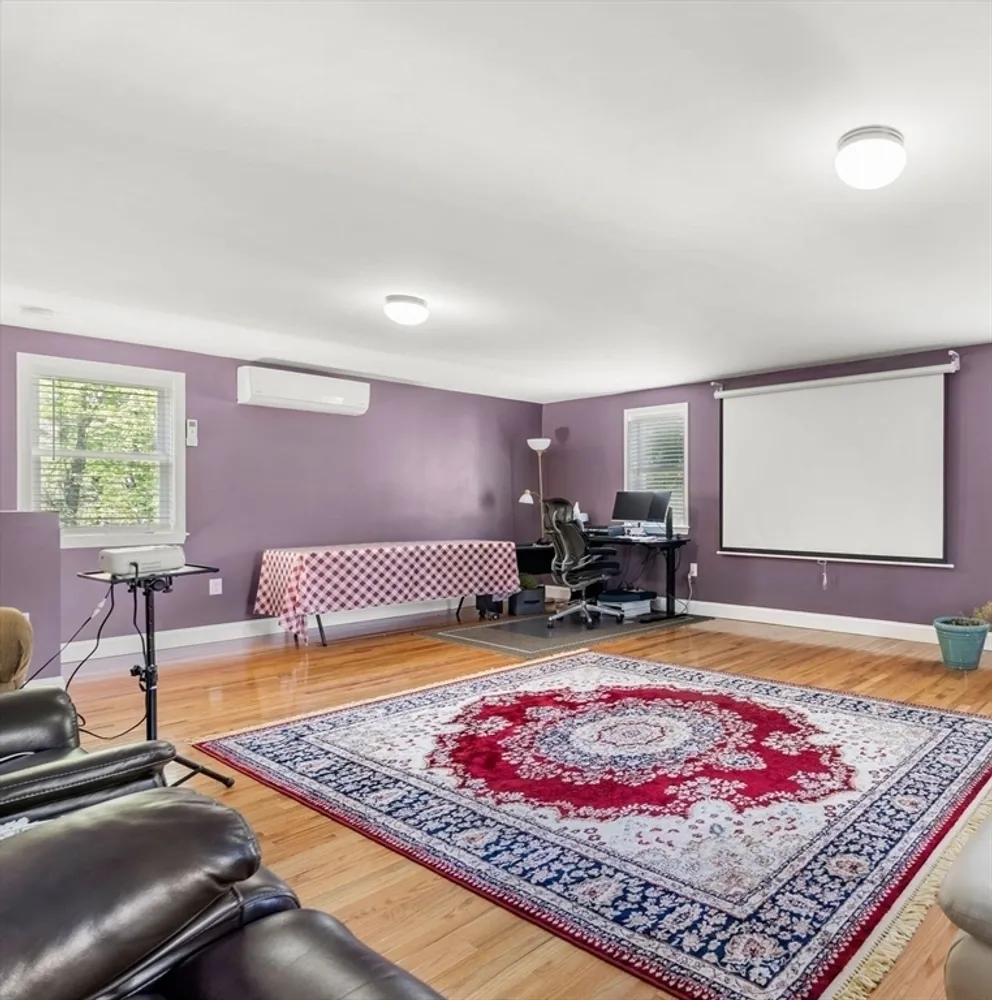 5 Forrest Rd, Westford, MA 01886