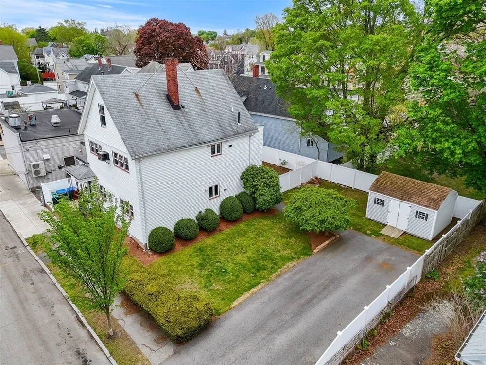 4 West St, Medford, MA 02155