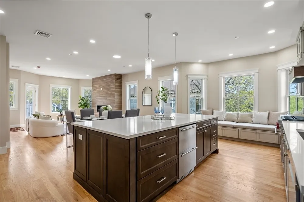 38 Spring Park Ave, Boston, MA 02130