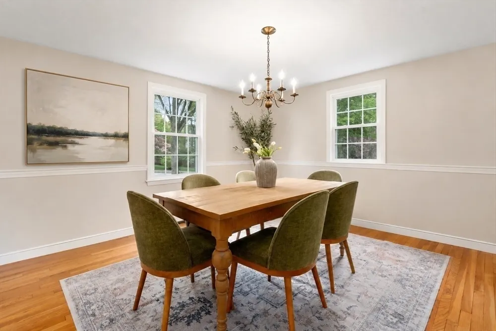67 Blacksmith Dr, Medfield, MA 02052