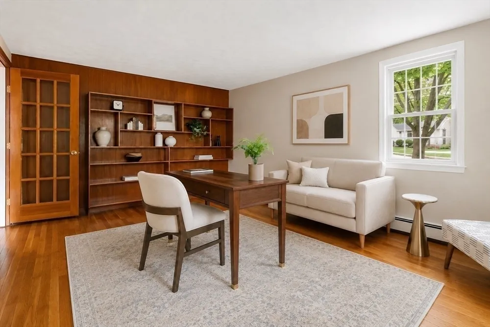 67 Blacksmith Dr, Medfield, MA 02052