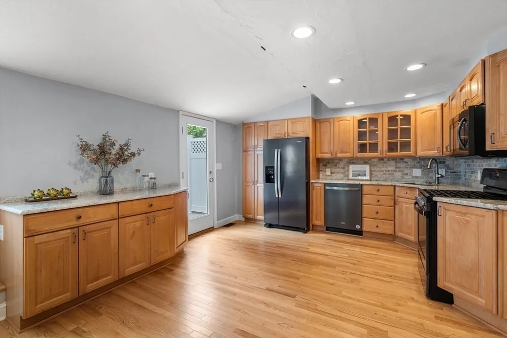 15 GAY STREET EXTENSION, Westwood, MA 02090