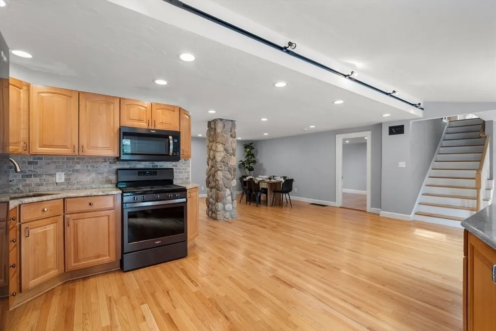15 GAY STREET EXTENSION, Westwood, MA 02090