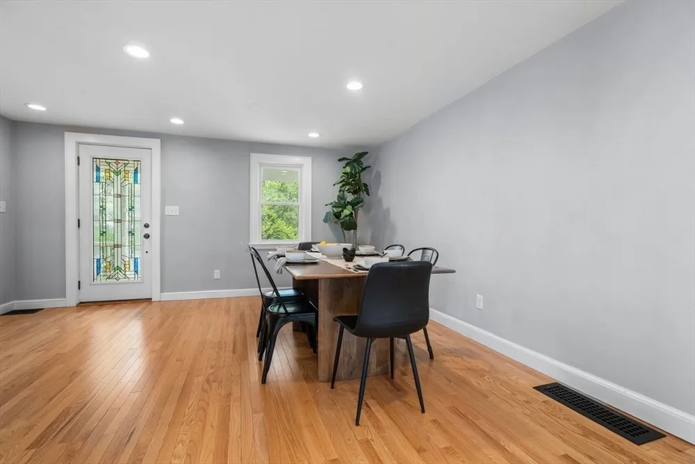 15 GAY STREET EXTENSION, Westwood, MA 02090