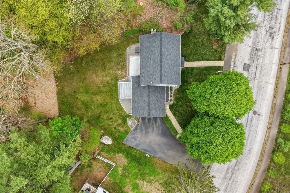 67 Blacksmith Dr, Medfield, MA 02052