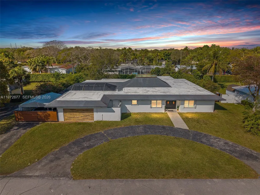 13780 SW 73rd Ct, Palmetto Bay, FL 33158