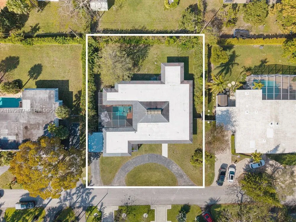 13780 SW 73rd Ct, Palmetto Bay, FL 33158