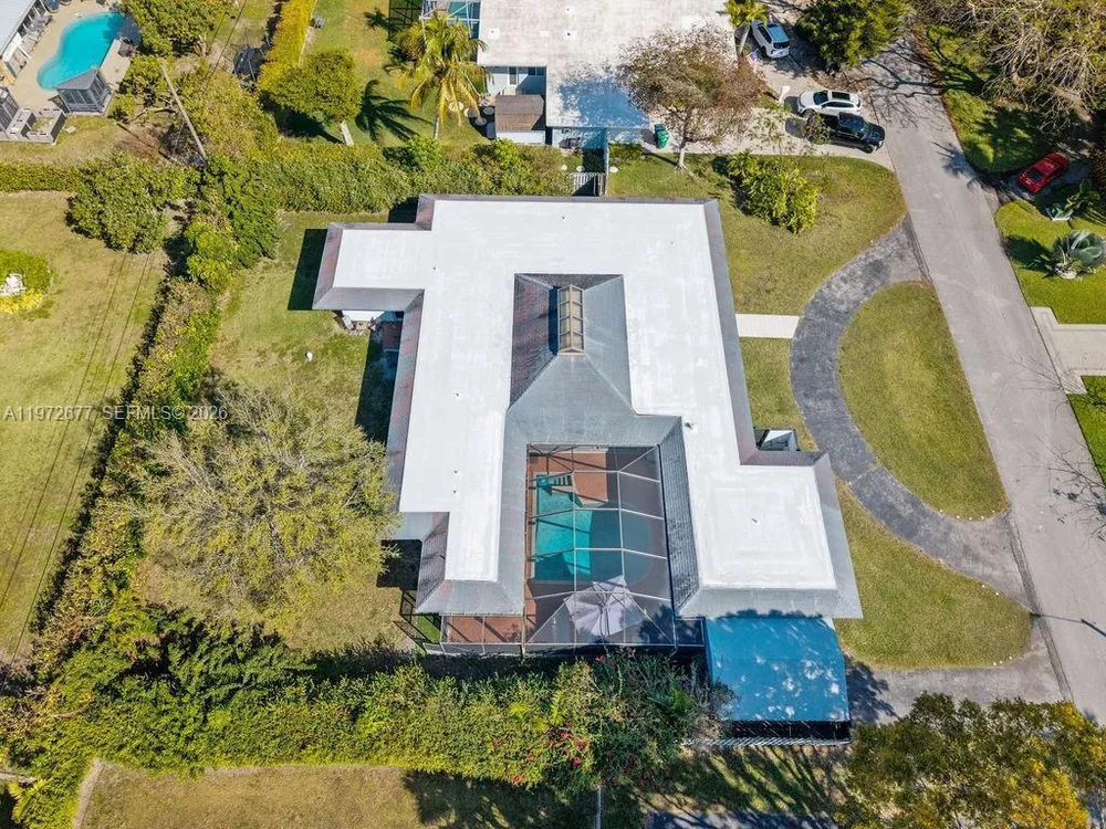 13780 SW 73rd Ct, Palmetto Bay, FL 33158