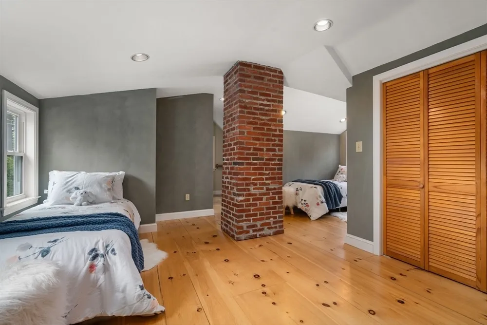 15 GAY STREET EXTENSION, Westwood, MA 02090