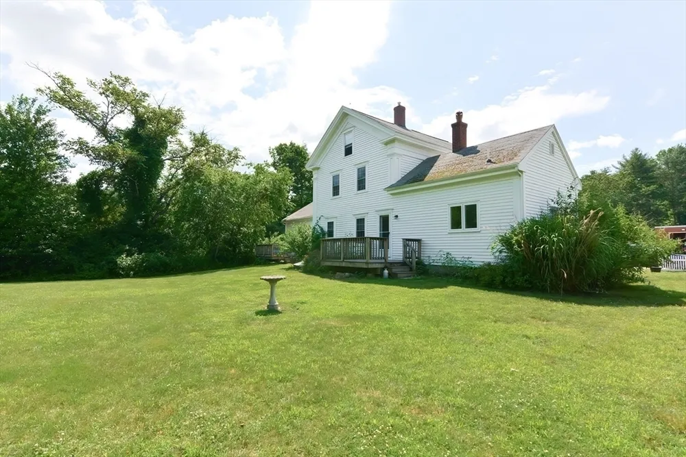 118 Main St, Norfolk, MA 02056