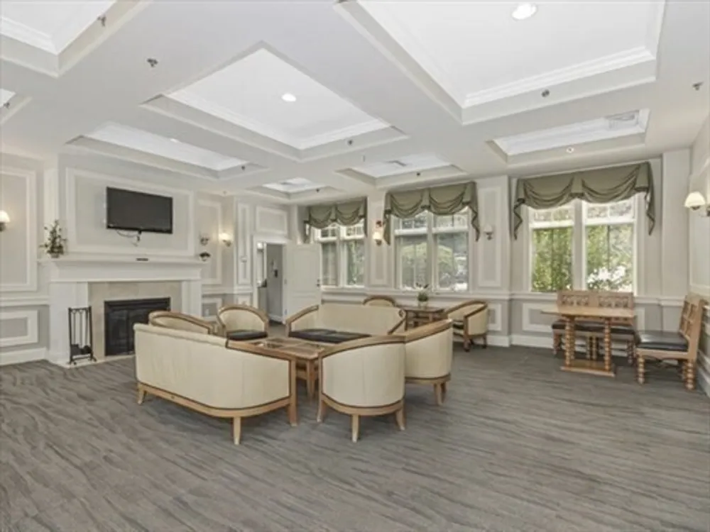 501 Commerce Dr, Braintree, MA 02184