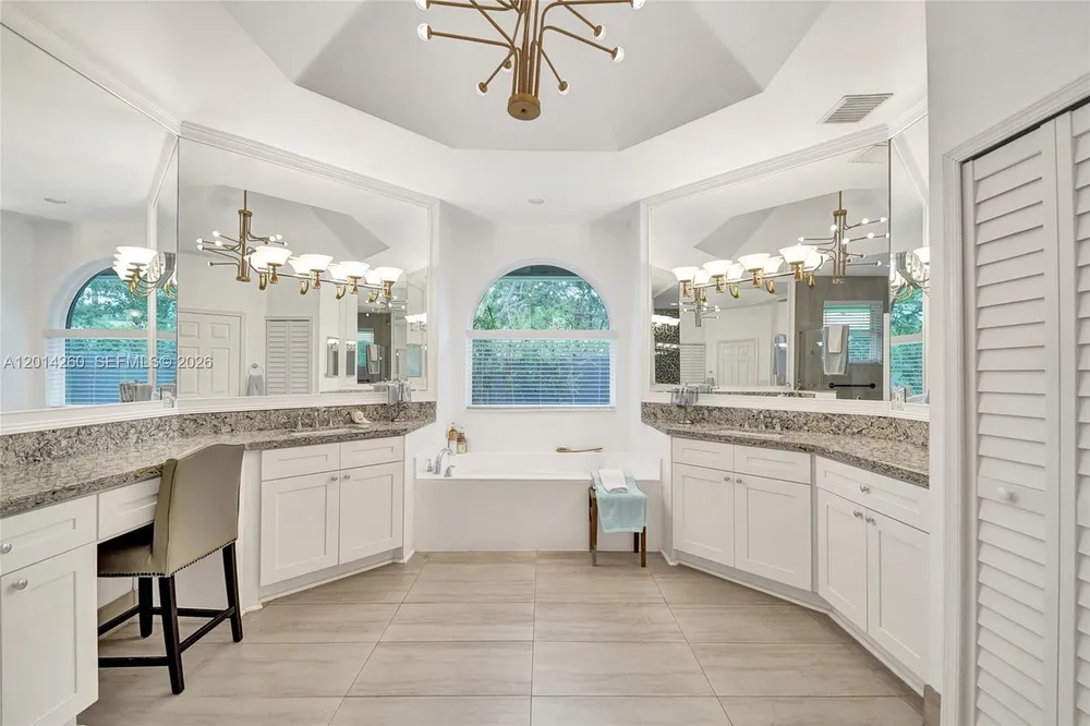 1640 Island Way, Weston, FL 33326